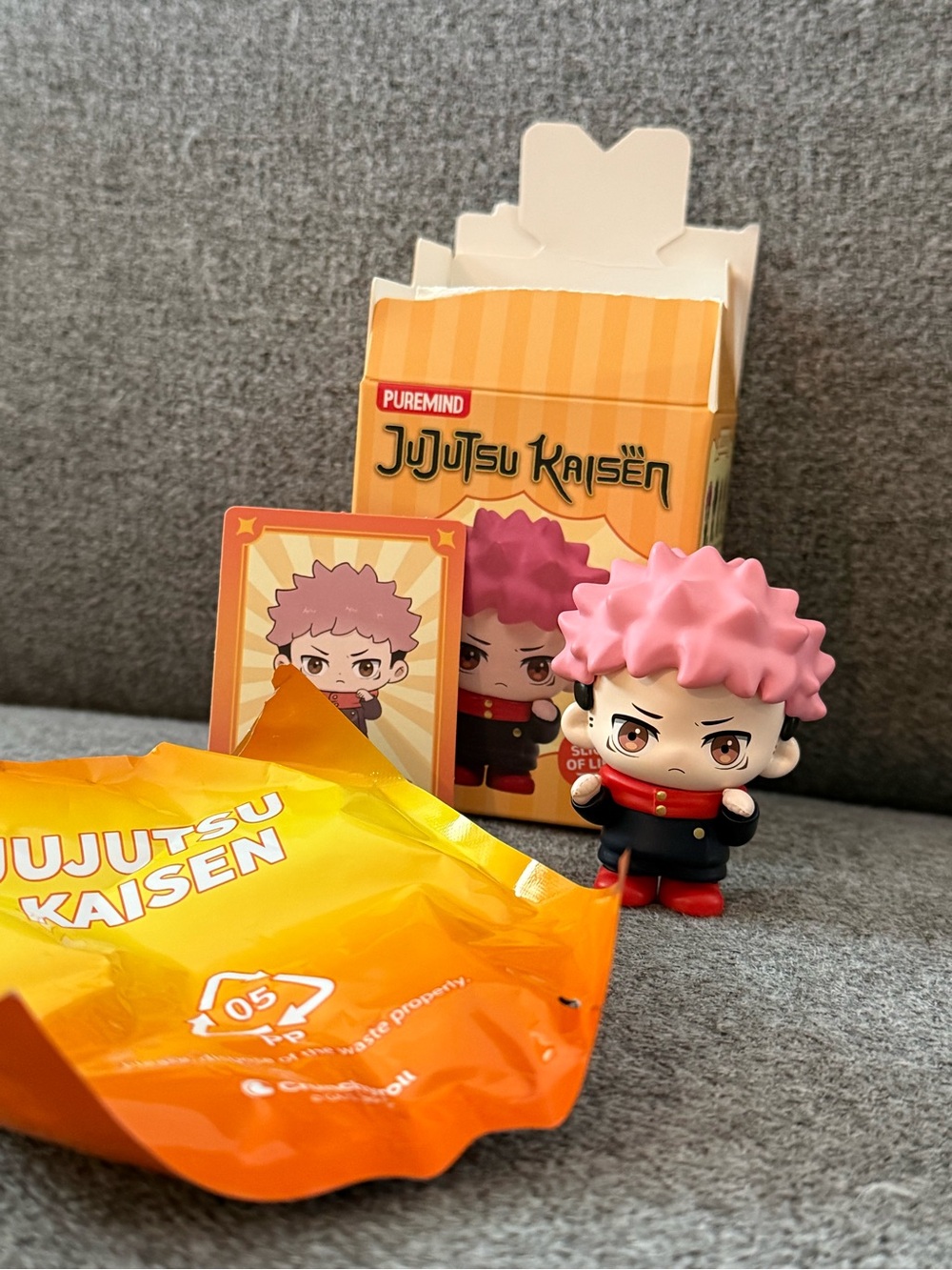 Puremind Officially Licensed Jujutsu Kaisen Yuji Itadori Mini Figure with Card